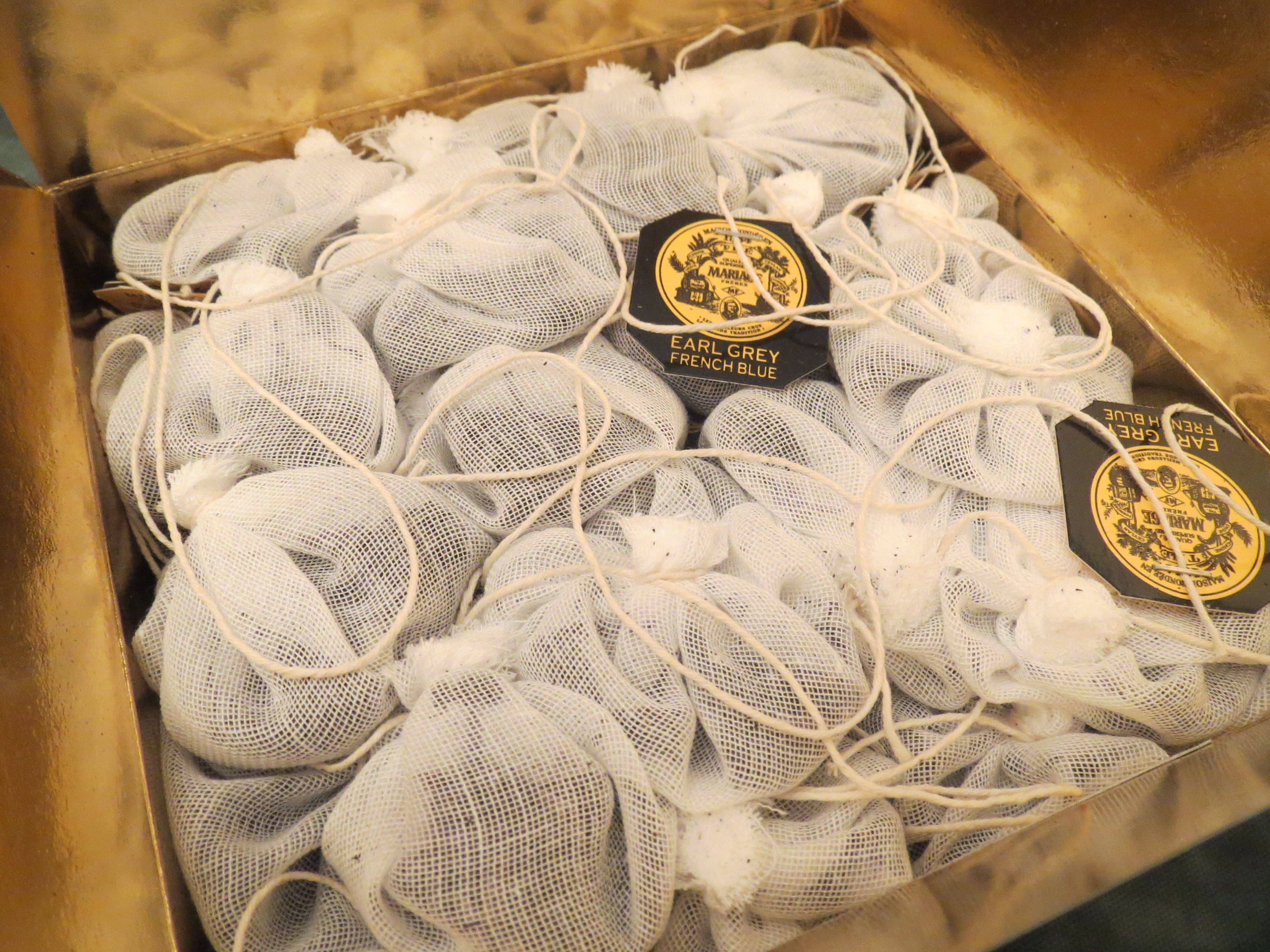 Sébastien Gaudard（セバスチャン・ゴダール）のショコラ｜Comme d